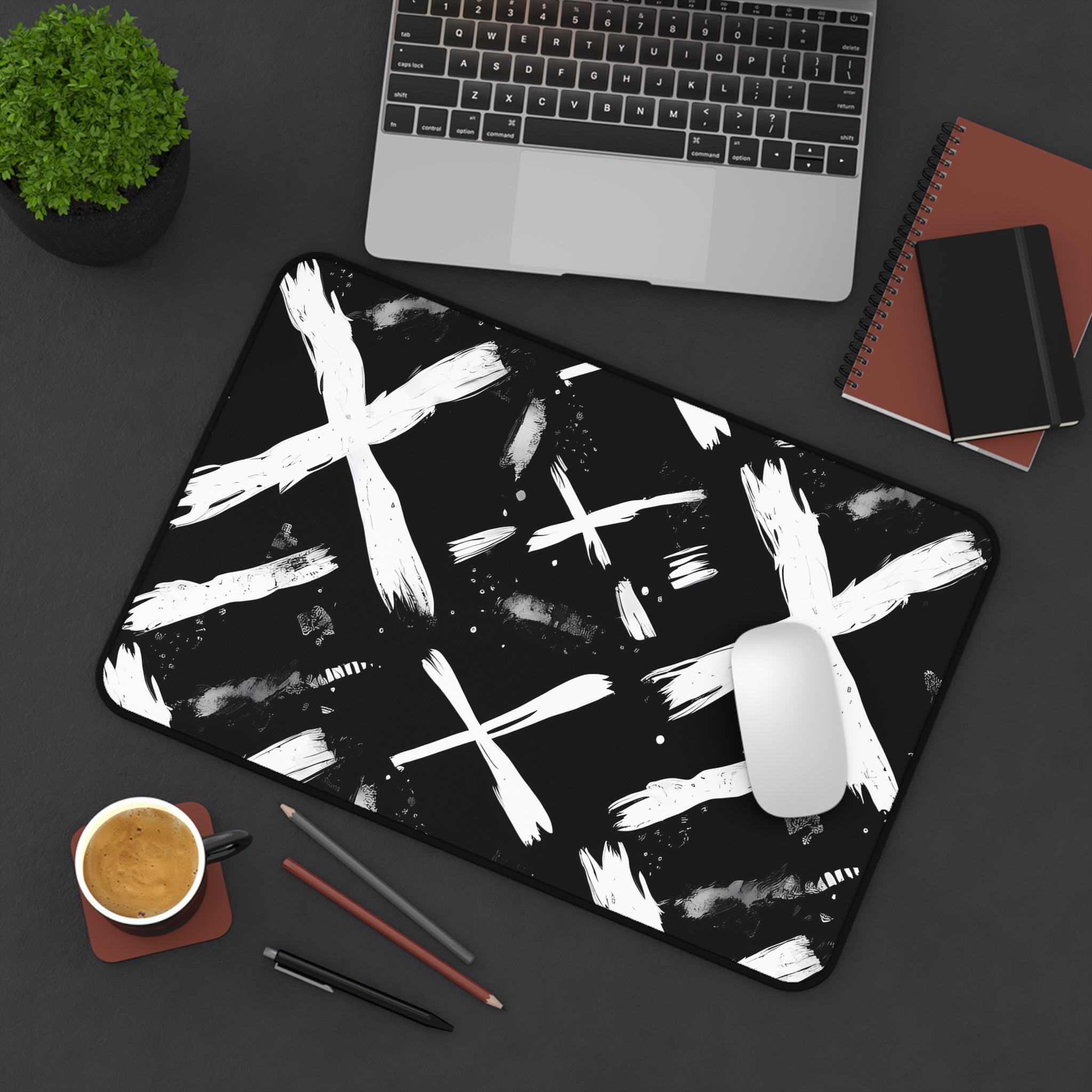 xxx-monochrome-mouse-pad-black-and-white-face-desk-mat-sleek-black-and-white-desk-pad-modern-minimalist-mouse-pad
