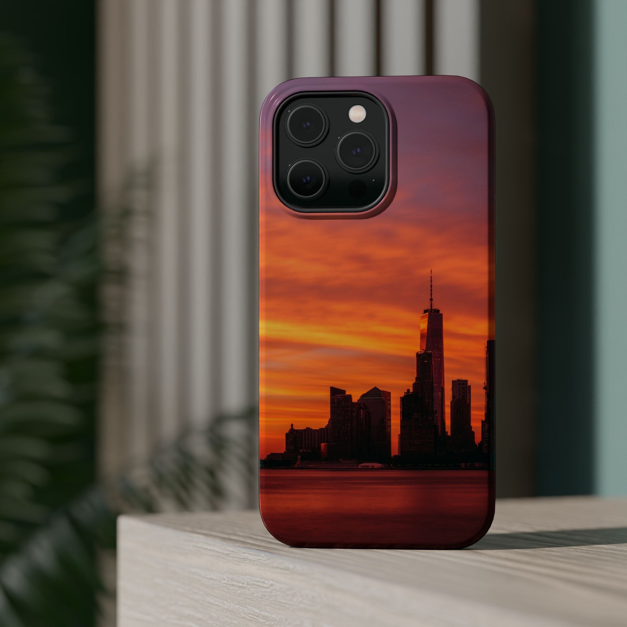 sunset-nyc-cityscape-magnetic-tough-case-durable-phone-protector-new-york-tough-case-gift-for-photographers-urban-aesthetic