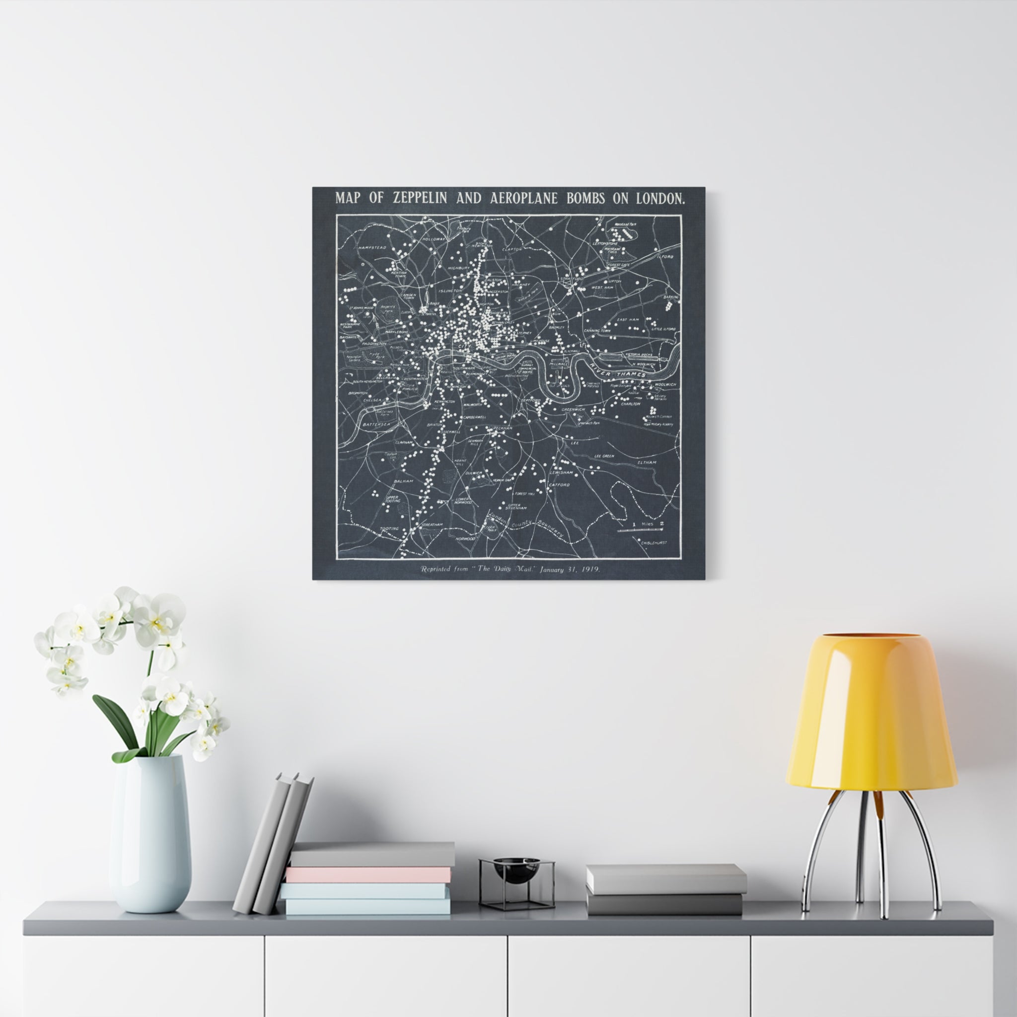 canvas-print-world-war-i-london-map-herbert-green-zeppelin-and-airplane-bombs-wall-art-decor-london-ww1