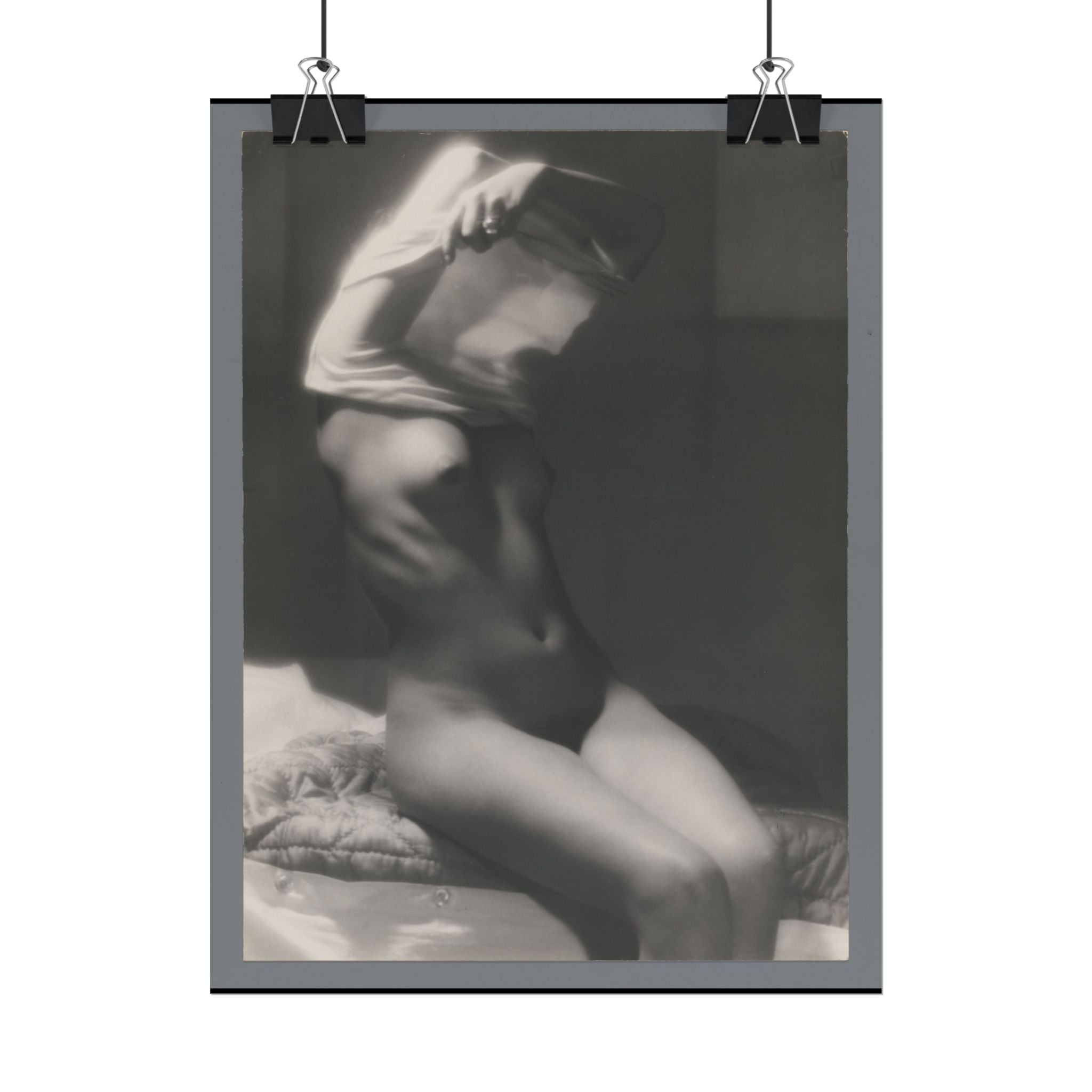 poster-print-vor-dem-schlafen-gehen-by-michael-heumuller-black-and-white-photography-nude-art-wall-decor-poster-fine-art-prin