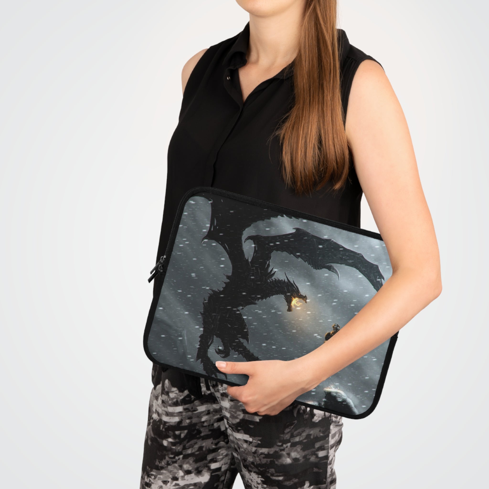 elder-scrolls-skyrim-laptop-sleeve-game-art-protective-case-macbook-air-15-sleeve-dragon-art-tablet-cove-macbo
