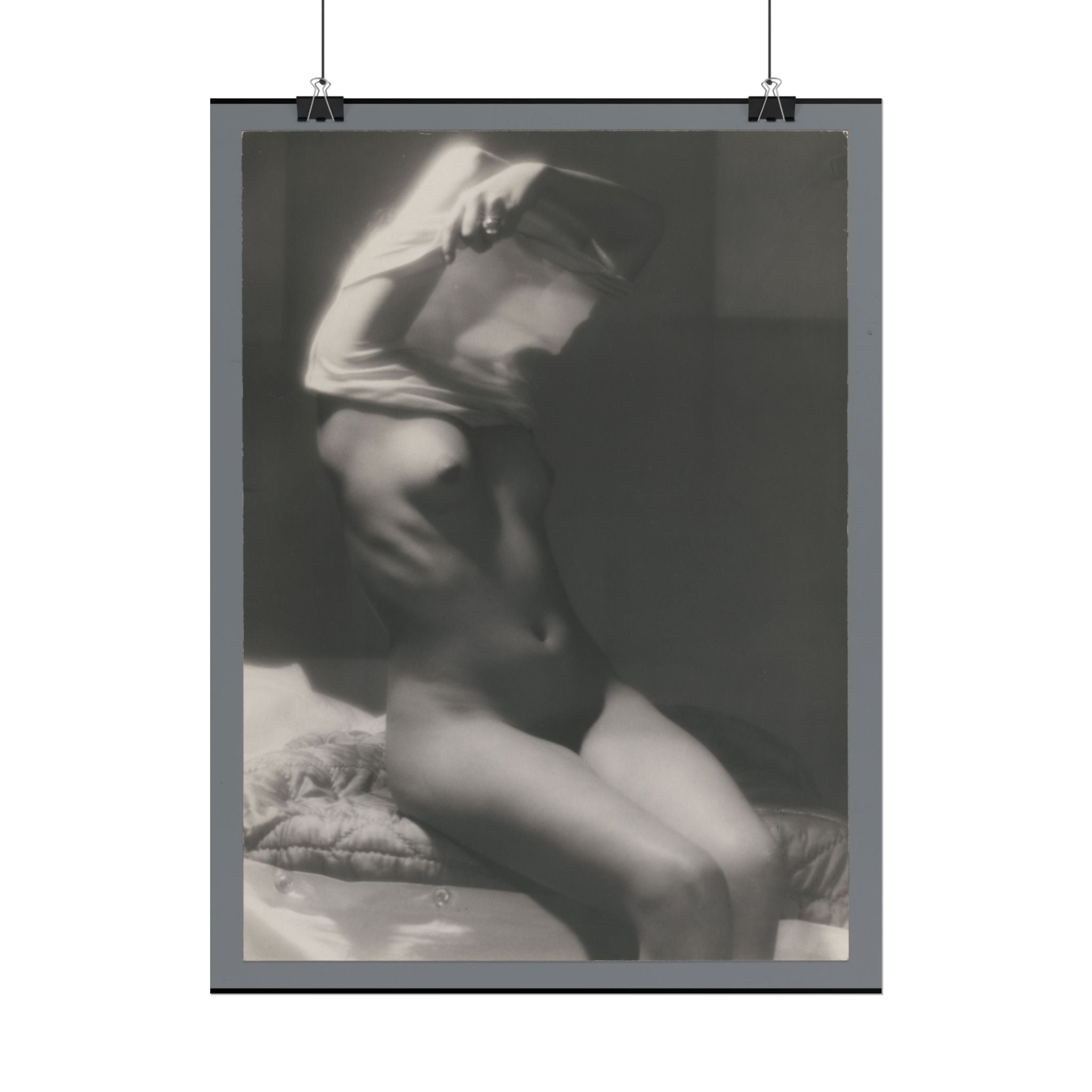 poster-print-vor-dem-schlafen-gehen-by-michael-heumuller-black-and-white-photography-nude-art-wall-decor-poster-fine-art-prin
