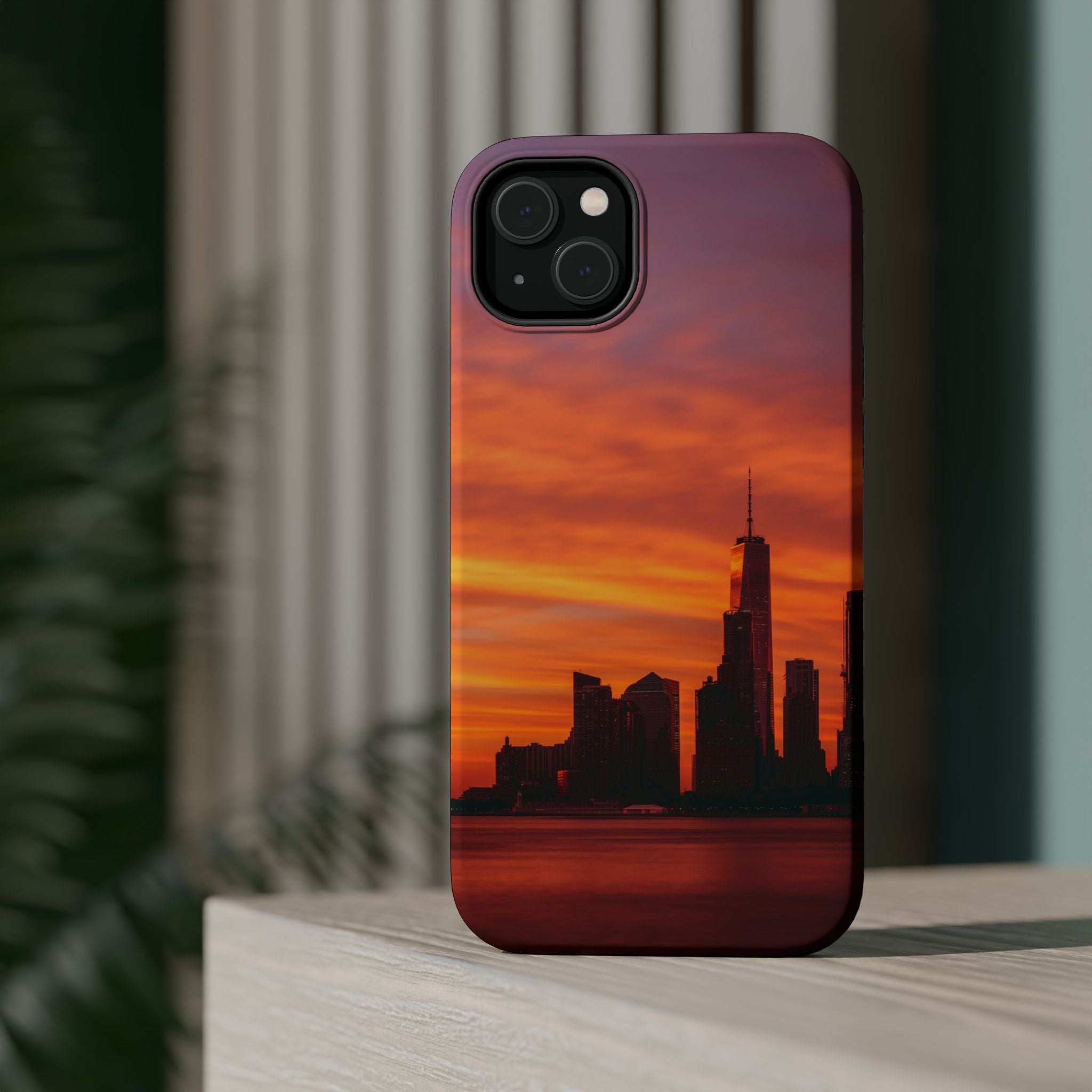 sunset-nyc-cityscape-magnetic-tough-case-durable-phone-protector-new-york-tough-case-gift-for-photographers-urban-aesthetic