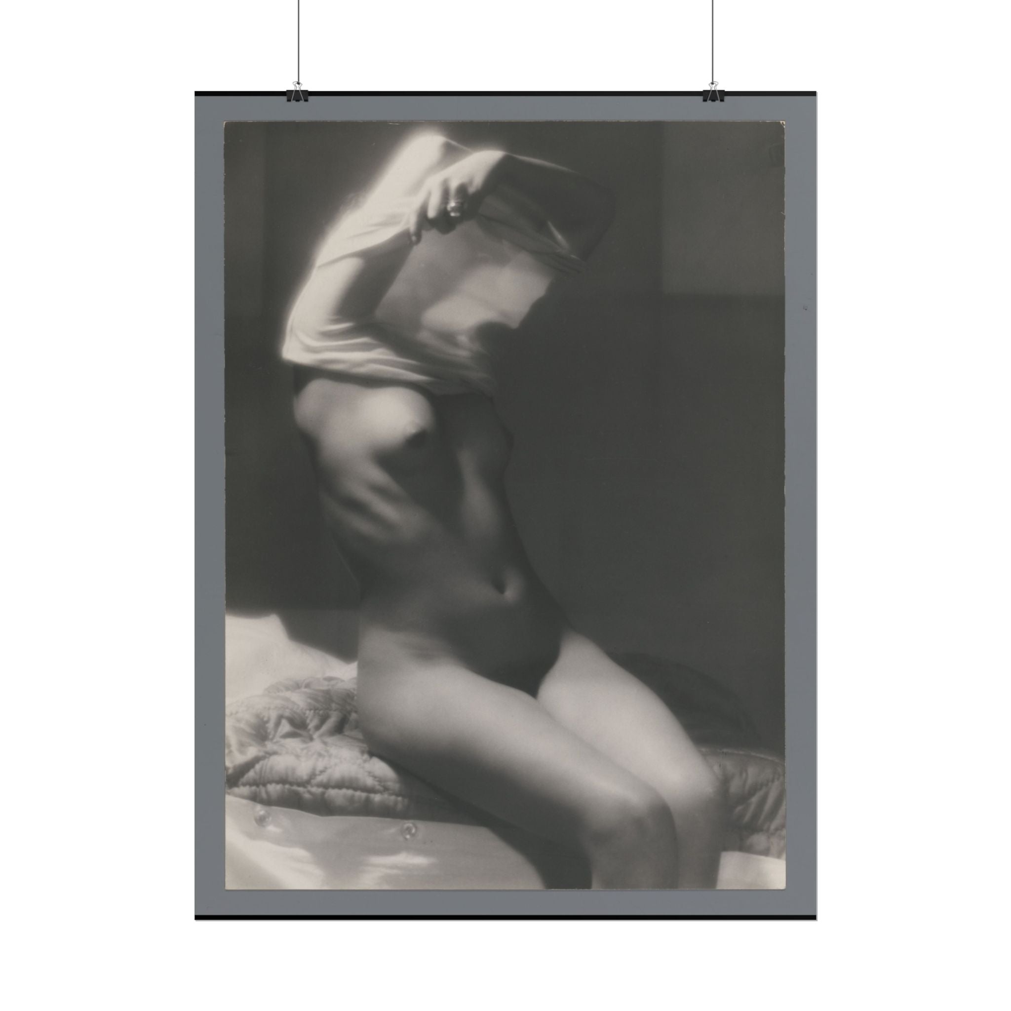 poster-print-vor-dem-schlafen-gehen-by-michael-heumuller-black-and-white-photography-nude-art-wall-decor-poster-fine-art-prin