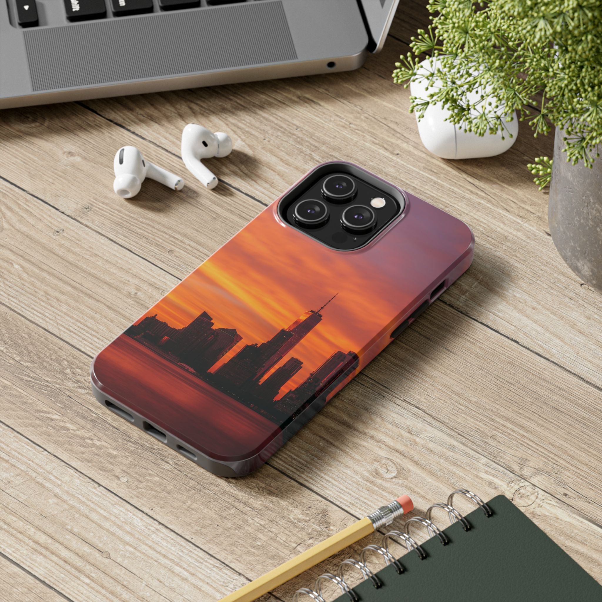 new-york-city-tough-iphone-case-urban-protective-iphone-cover-nyc-hard-shell-iphone-case-iphone-accessories-cool-tough-iphone