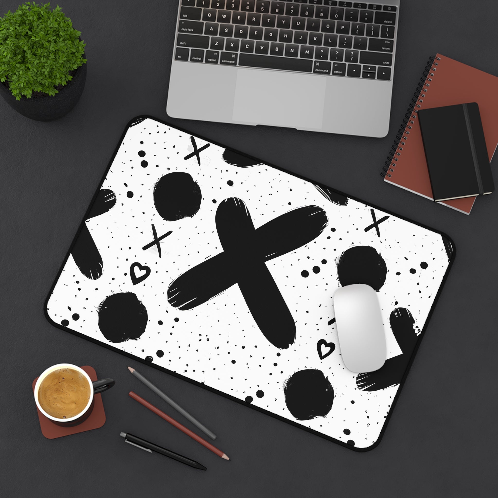 xo-monochrome-mouse-pad-black-and-white-face-desk-mat-sleek-black-and-white-desk-pad-modern-minimalist-mouse-pad
